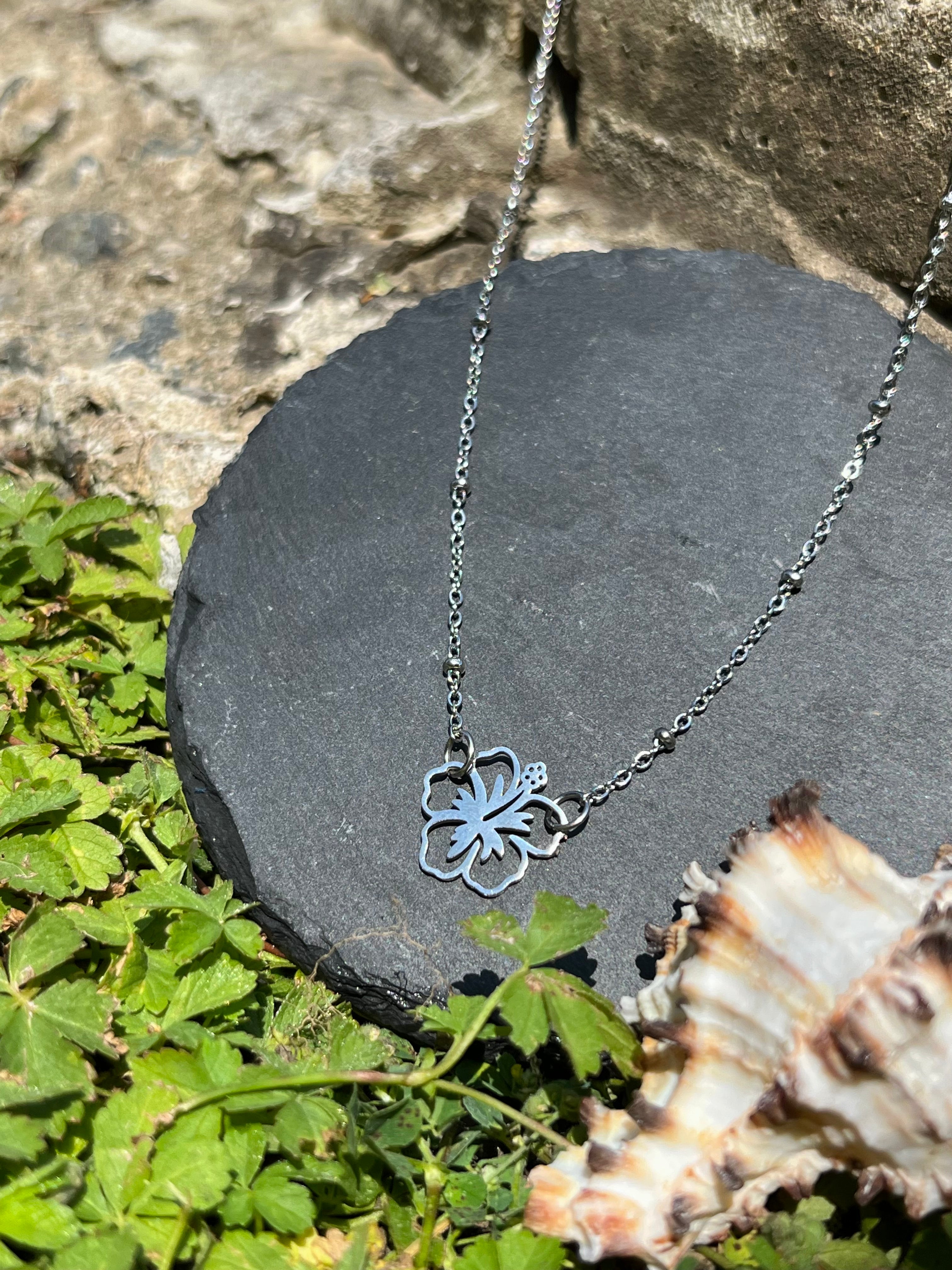 Collier « Hibiscus »